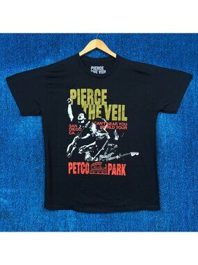 Pierce The Veil Rock T-Shirt Size Large